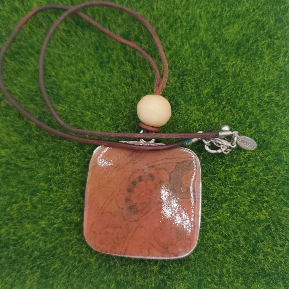 Express Modern Cottagecore Square Necklace 20‎ Inches N3603 - Picture 2 of 2